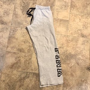 Boyfriend Sweatpants Grey PINK.
